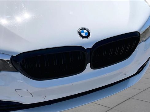 Used 2018 BMW 530i w/ Premium Package RWD image 29