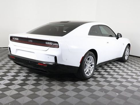 New 2025 Dodge Charger R/T w/ Sun & Sound Package image 4