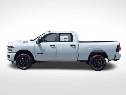 New 2026 RAM 2500 Big Horn AWD/4WD image 17