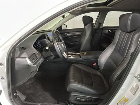Used 2022 Honda Accord EX-L image 11