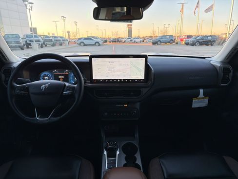 New 2025 Ford Bronco Sport Outer Banks w/ Outer Banks Tech Package+ image 12