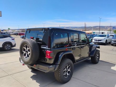Used 2021 Jeep Wrangler Unlimited Rubicon AWD/4WD image 6