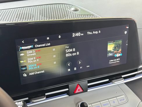 Used 2025 Hyundai Elantra Limited FWD image 9