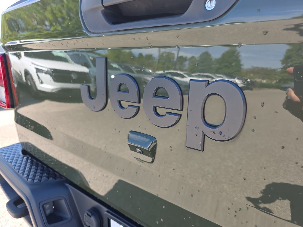 Used 2022 Jeep Gladiator Sport AWD/4WD image 35