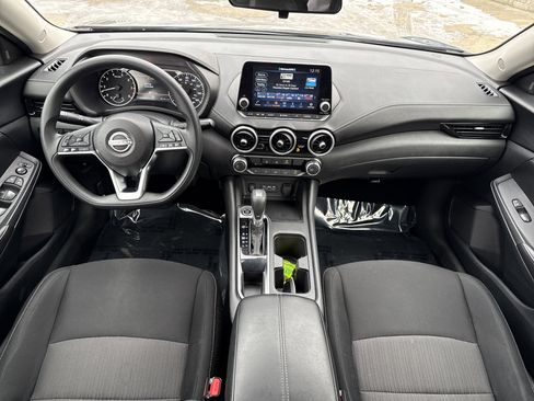 Used 2024 Nissan Sentra SV image 17