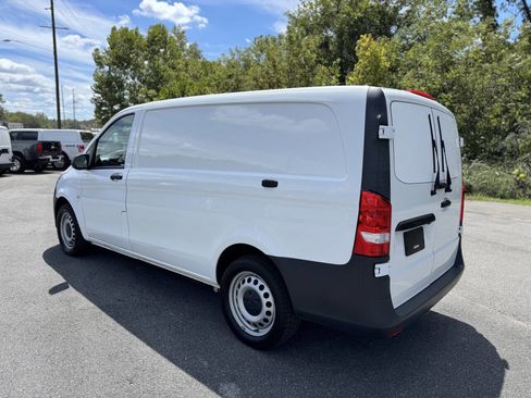 Used 2021 Mercedes-Benz Metris image 26
