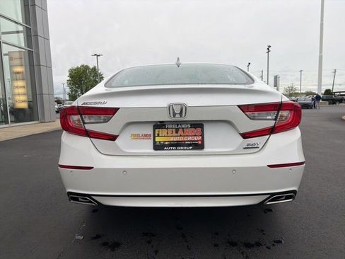 Used 2022 Honda Accord Touring image 6