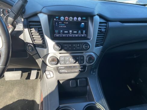 Used 2018 GMC Yukon SLT w/ Premium Edition image 12