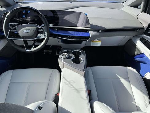New 2025 Cadillac Optiq Luxury 1 AWD/4WD image 18