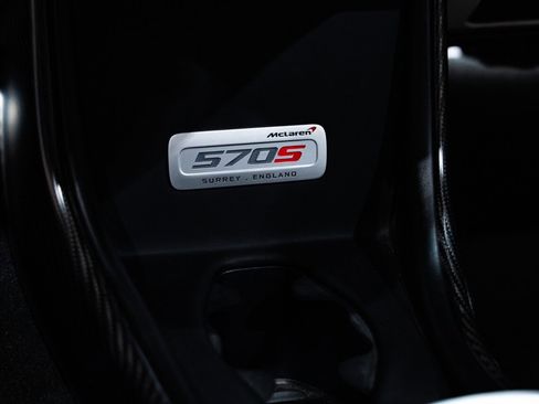 Used 2018 McLaren 570S Spider image 49