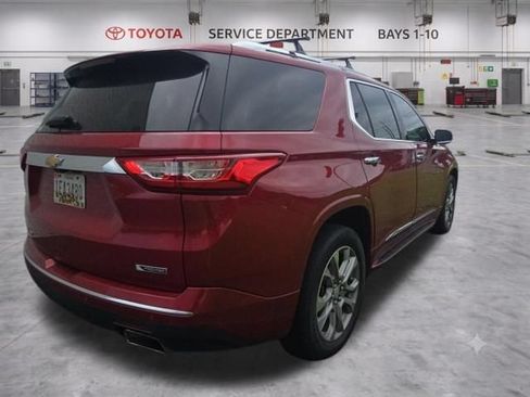 Used 2018 Chevrolet Traverse Premier w/ LPO, 'HIT The Road' Package AWD/4WD image 5