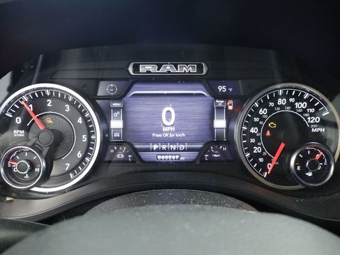Certified 2020 RAM 1500 Big Horn AWD/4WD image 32