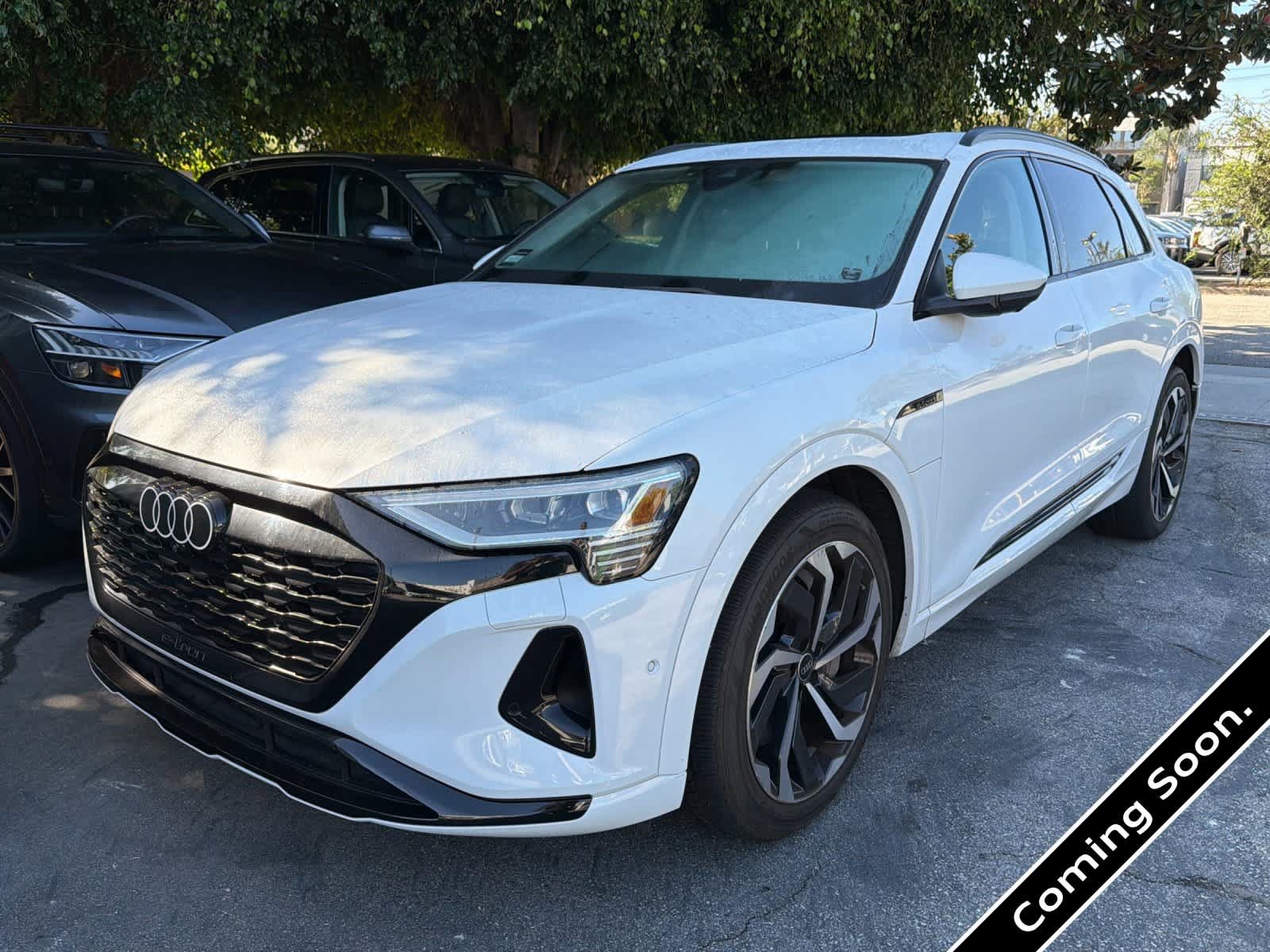 Used 2024 Audi Q8 e-tron Premium Plus w/ Premium Plus Package AWD/4WD image 1