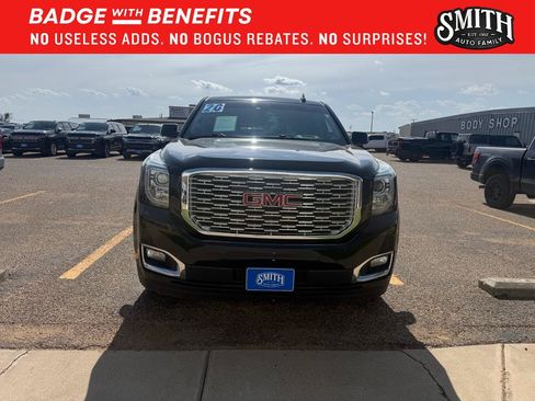Used 2020 GMC Yukon Denali w/ Open Road Package AWD/4WD image 11
