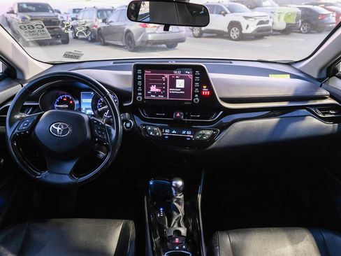 Used 2022 Toyota C-HR Limited FWD image 13