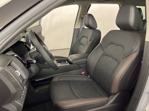 New 2026 Nissan Pathfinder Platinum image 18