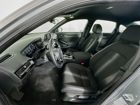 Used 2025 Honda Civic Sport image 12