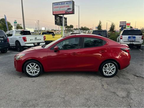 Used 2017 Toyota Yaris iA image 8