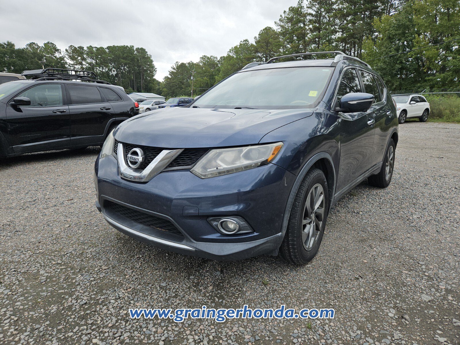 Used 2015 Nissan Rogue SL w/ SL Premium Package FWD image 2