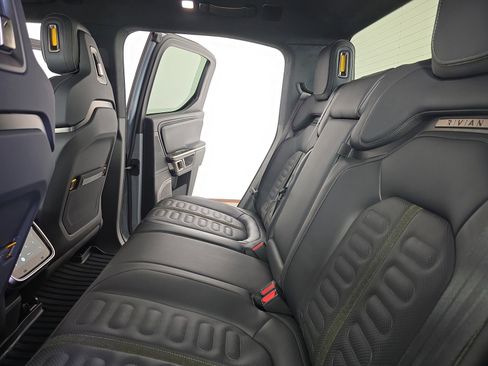 Used 2024 Rivian R1T Adventure AWD/4WD image 20