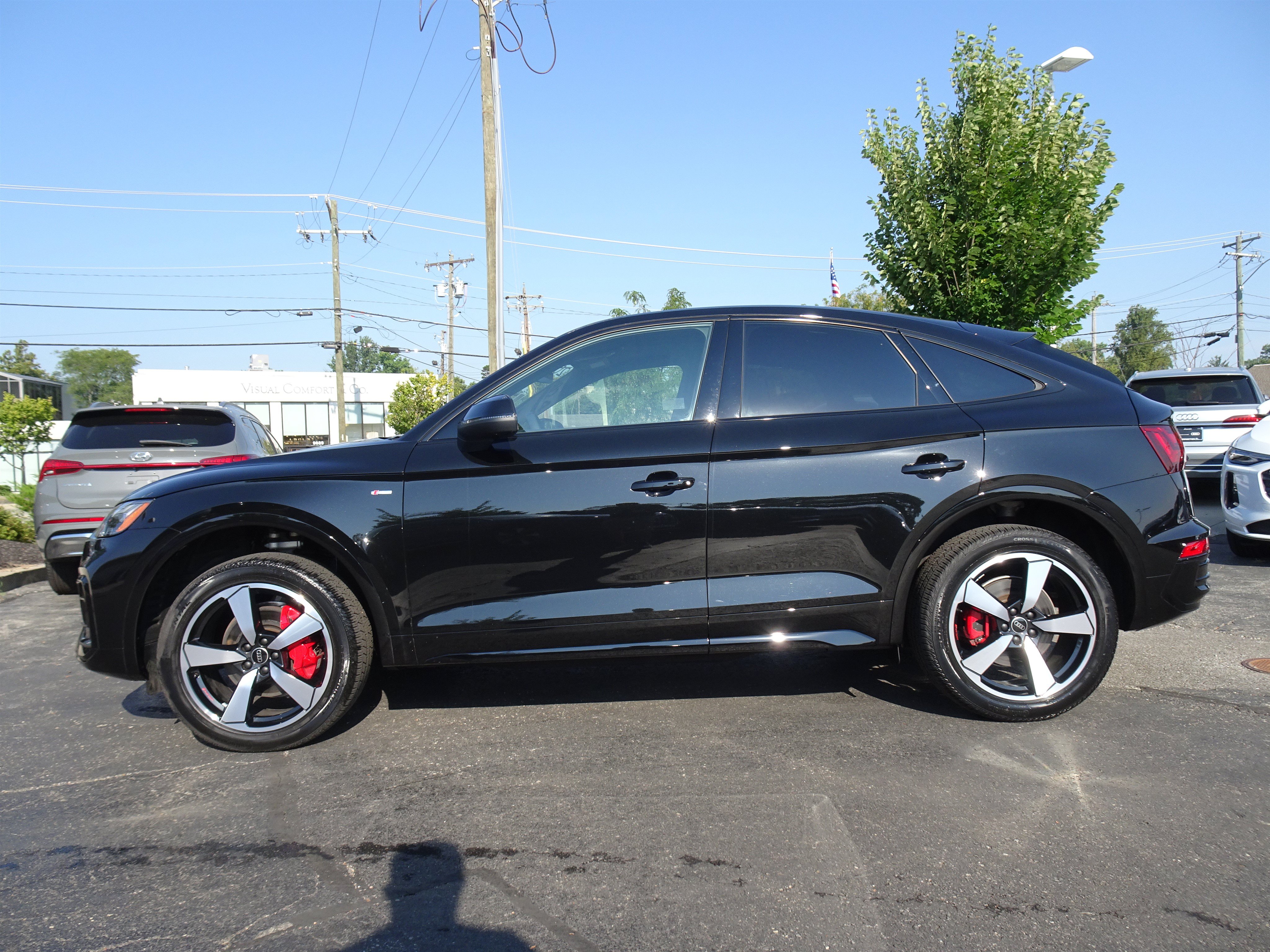 Certified 2024 Audi Q5 2.0T Premium Plus w/ Premium Plus Package AWD/4WD image 2