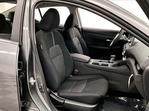 New 2025 Nissan Sentra SV w/ All-Weather Package image 34