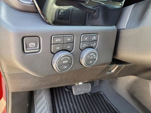 New 2026 Chevrolet Silverado 2500 LTZ w/ LTZ Convenience Package image 17