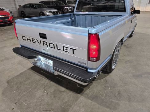 Used 1989 Chevrolet Silverado 1500 2WD Regular Cab image 13