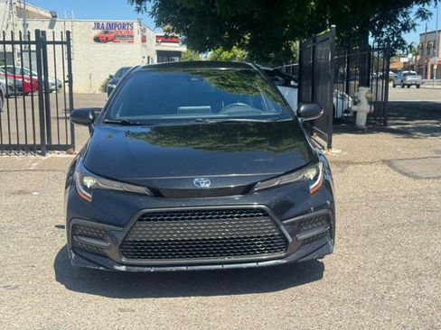 Used 2020 Toyota Corolla SE FWD image 3