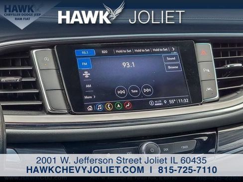 Used 2024 Buick Enclave Premium FWD image 9
