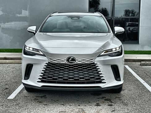 Used 2024 Lexus RX 350 Premium w/ Accessory Package (Z1) FWD image 11