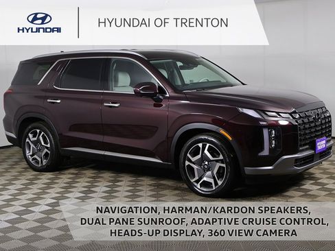 Used 2024 Hyundai Palisade Limited image 1