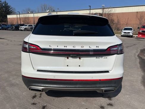 Used 2020 Lincoln Nautilus Reserve AWD/4WD image 6