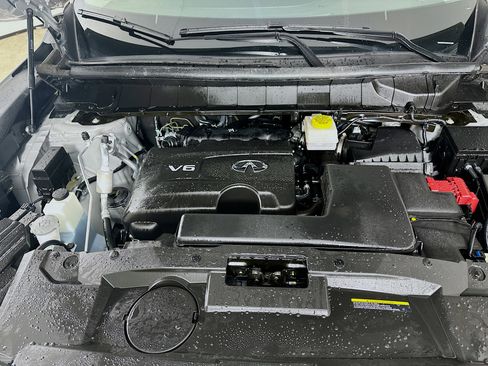 Used 2024 INFINITI QX60 Luxe w/ Performance Audio Package image 39