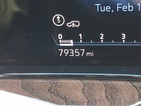 Used 2021 Cadillac Escalade ESV Sport Platinum w/ LPO, ONYX Package image 24