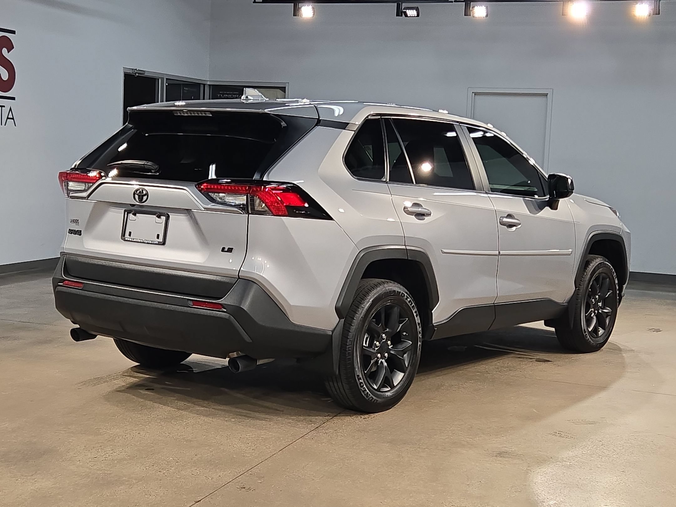 Certified 2025 Toyota RAV4 LE FWD image 7