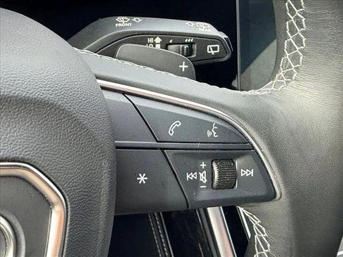 Used 2023 Audi Q8 Premium Plus w/ Premium Plus Package image 19
