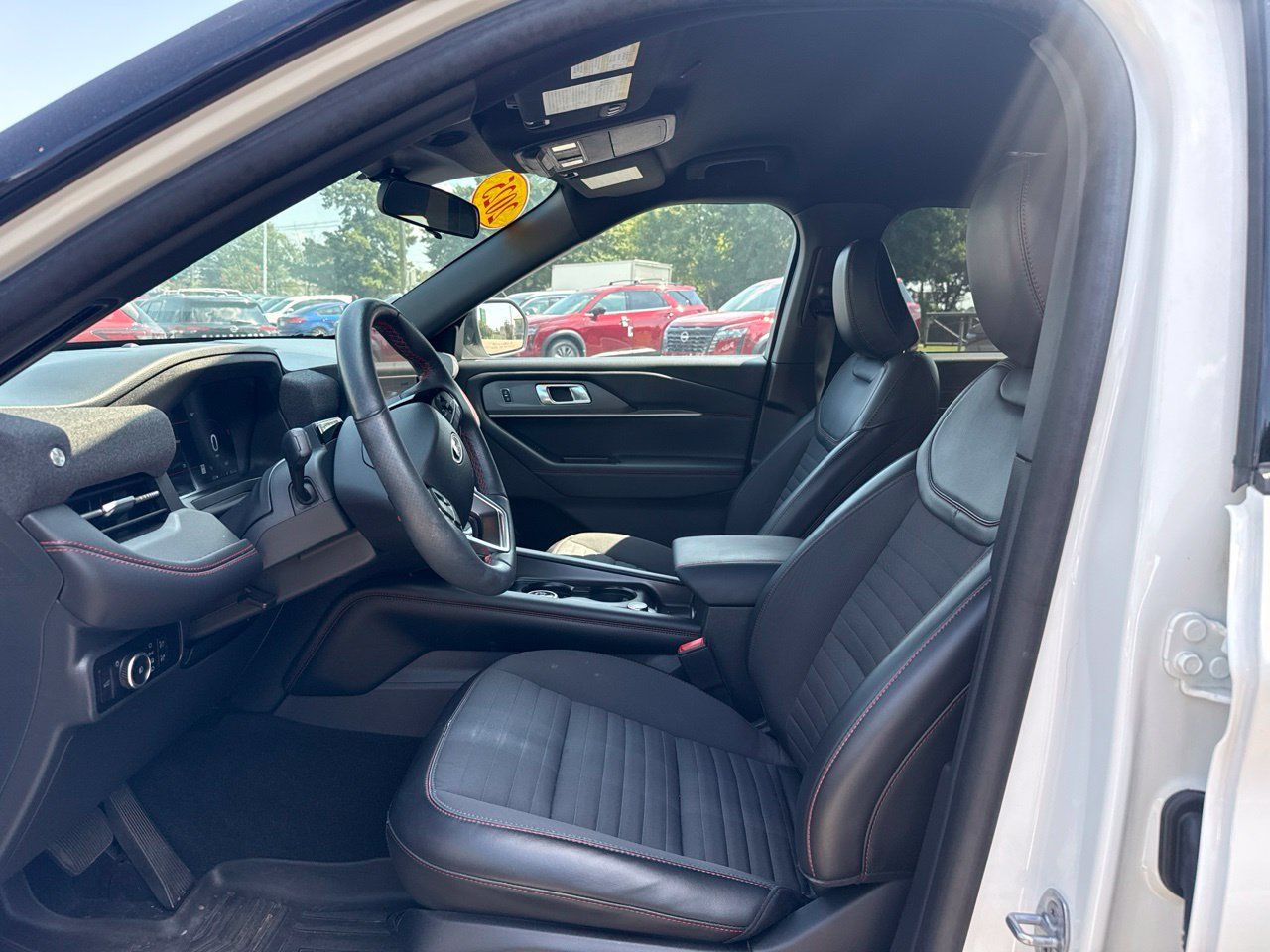 Used 2025 Ford Explorer ST-Line AWD/4WD image 7