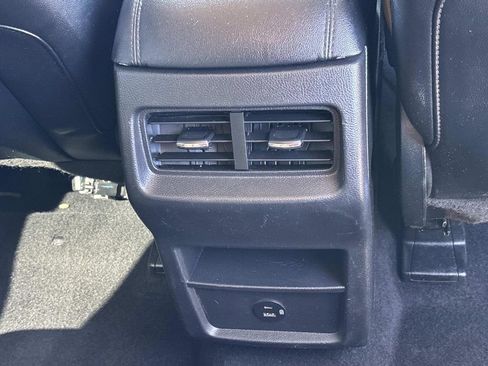 Used 2022 Ford Edge SEL AWD/4WD image 14