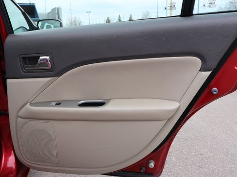 Used 2012 Ford Fusion Hybrid image 10