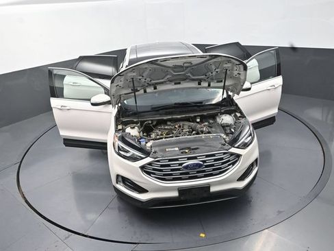 Used 2019 Ford Edge SEL w/ Equipment Group 201A AWD/4WD image 40
