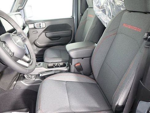 New 2025 Jeep Wrangler Rubicon w/ Convenience Group AWD/4WD image 11