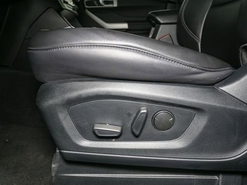 Used 2023 Ford Explorer XLT w/ Equipment Group 202A image 41