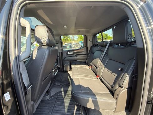 Used 2024 GMC Sierra 1500 Denali w/ Denali Reserve Package AWD/4WD image 23