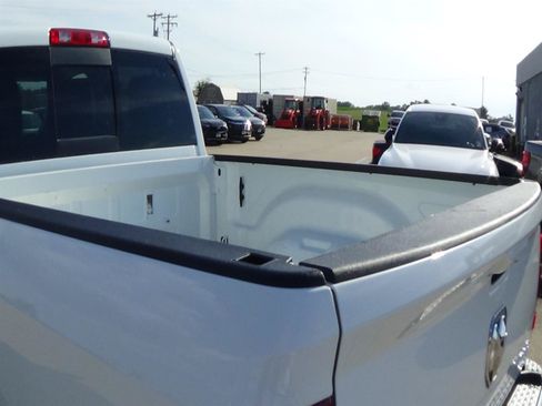 Certified 2024 RAM 2500 Laramie AWD/4WD image 12