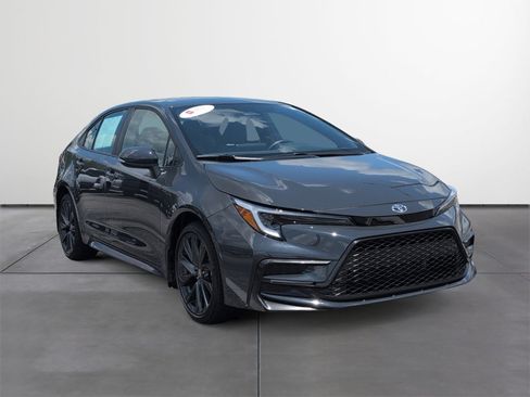 Certified 2025 Toyota Corolla SE FWD image 7