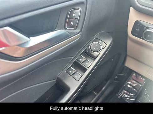 Used 2022 Ford Escape SEL FWD image 18