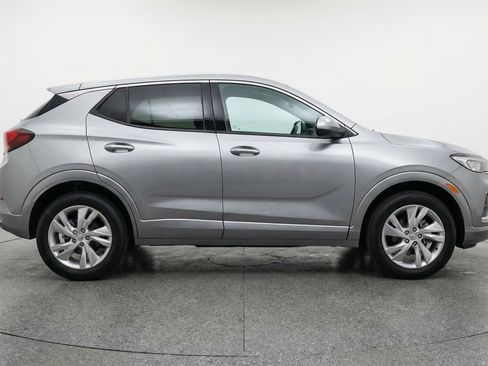 Used 2025 Buick Encore GX Preferred AWD/4WD image 11