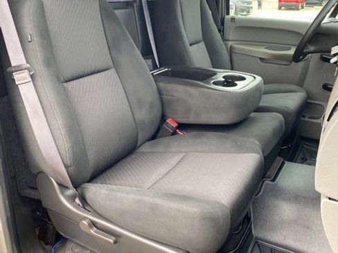 Used 2013 Chevrolet Silverado 1500 W/T image 19