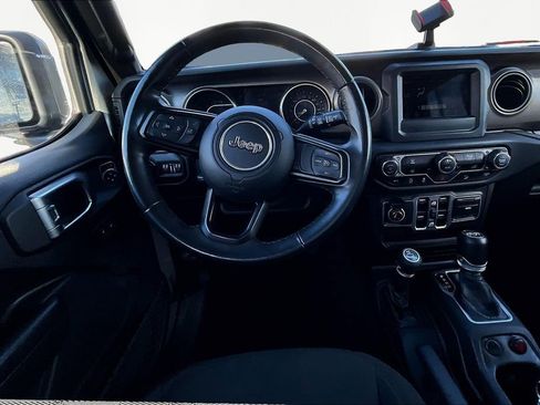 Used 2018 Jeep Wrangler Unlimited Sport S image 8